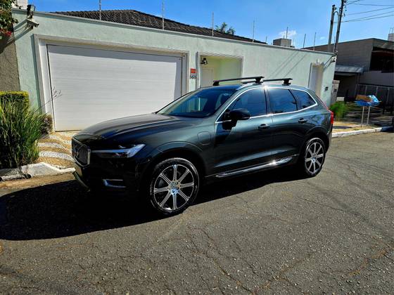 VOLVO XC60 2.0 T8 HYBRID INSCRIPTION AWD GEARTRONIC VOLVO XC60 2.0 T8 HYBRID INSCRIPTION AWD GEARTRONIC